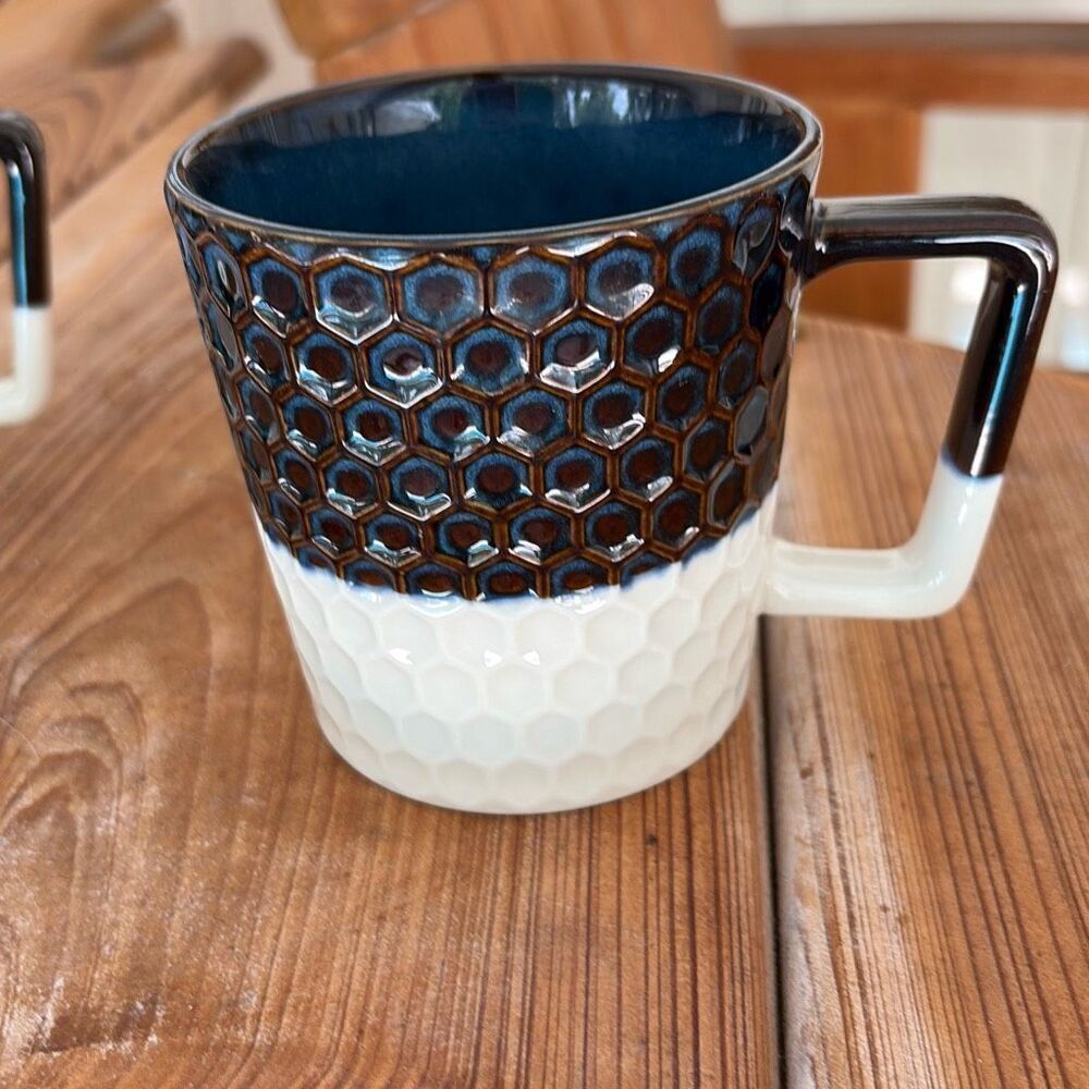 Starbucks 2017 Siren Scales Anniversary Collection Mug, 12 oz, good condition